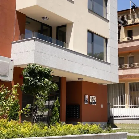Krisia By Rv Apartments - Free Parking * 바르나